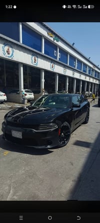 تشارجر SXT • ٢٠١٥ • حادث خفيف
