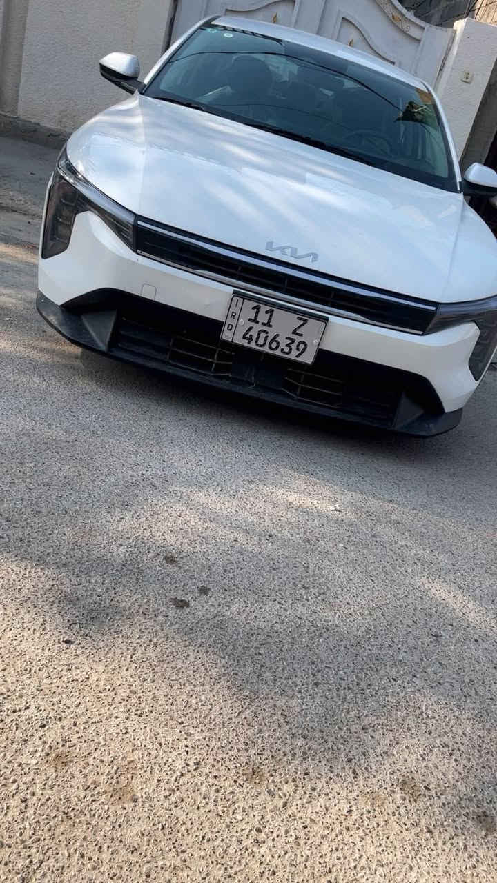 السلام عليكم
KIA K4 2025 

لون ابيض 

المواصفات 

محرك 2000 دوش  

بصمة 

تشغيل عن بعد 

ترحيب 

شاشه دجتل متصل 

دخول ذكي 

بكلايتات لد

شاشه جبيرة 

اوتو هولد 

كامرة دواره 

بصمه صندوك 

سايد بريك كهرباء 

رادار امامي 

رادار جانبي 

رادار خلفي 

لد امامي 

لد خلفي 

تحديد مسار 

توقف ذاتي 

اوتو ستوب 

وضعيات قيادة نورمال وسبورت 

وبعد بيها هواي مواصفات 

سيارة جاهزة وكاملة وبآسمي ورقم بغداد ترقيم جديد 

السعر 168 ورقة وبيها مجال كلش بسيط 

مكاني بغداد الدورة شارع 60 

للاستفسار الاتصال ***********
