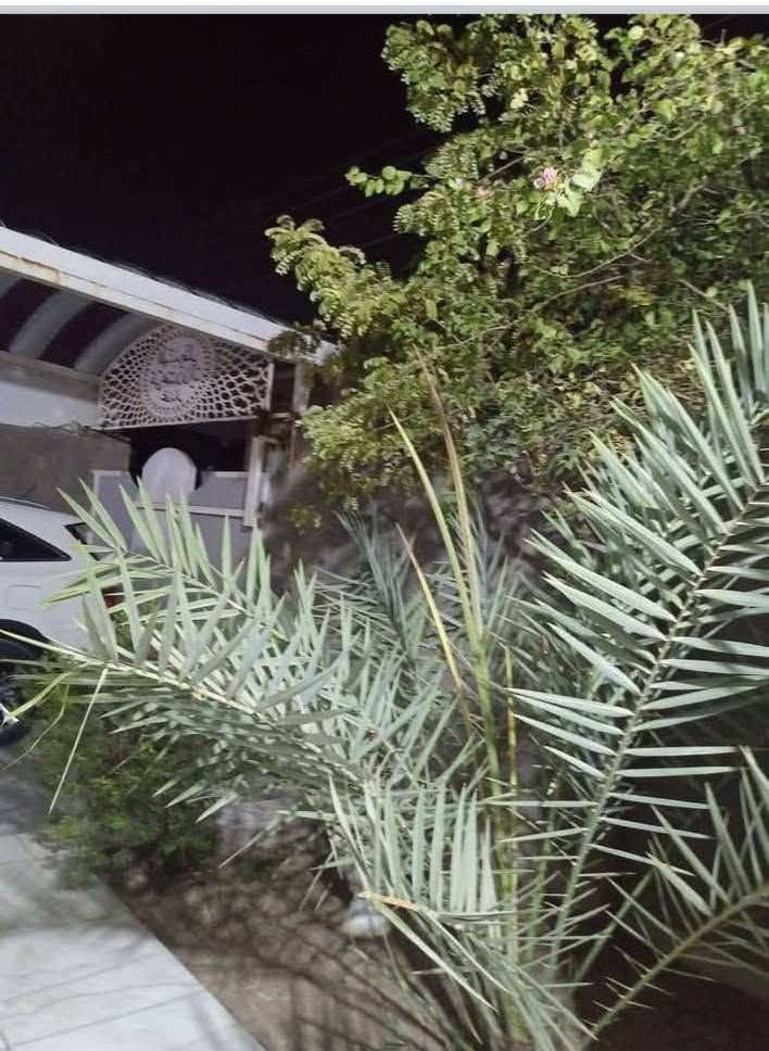 بيت للبيع الناصريه حي شهداء ا مساحة 200واجه10,يربط على 3شوارع شامل جميع الخدمات من ماء مجاري تبليط البيت يتكون من طابقين لاول يتكون من طارمه كبيره وحديقه وصاله ومطبخ كبير وحمام وصحيات وصاله كبيره ثانيه مطله على ديوانيه ومناور عدد2مطبخ حار وبارد غرف النوم عدد1الطابق 2يكون من 3غرف وصحيات وصاله وحمام
بيع مستعجل جداً جداً بيت بناء جديد مطلوب 
اسكان 27 وتسديد كل شهر 177 السعر الكلي مع الإسكان 280 بدون إسكان 250
للتواصل ***********
بيت للبيع الناصريه حي شهداء ا مساحة 200واجه10,يربط على 3شوارع شامل جميع الخدمات من ماء مجاري تبليط البيت يتكون من طابقين لاول يتكون من طارمه كبيره وحديقه وصاله ومطبخ كبير وحمام وصحيات وصاله كبيره ثانيه مطله على ديوانيه ومناور عدد2مطبخ حار وبارد غرف النوم عدد1الطابق 2يكون من 3غرف وصحيات وصاله وحمام
