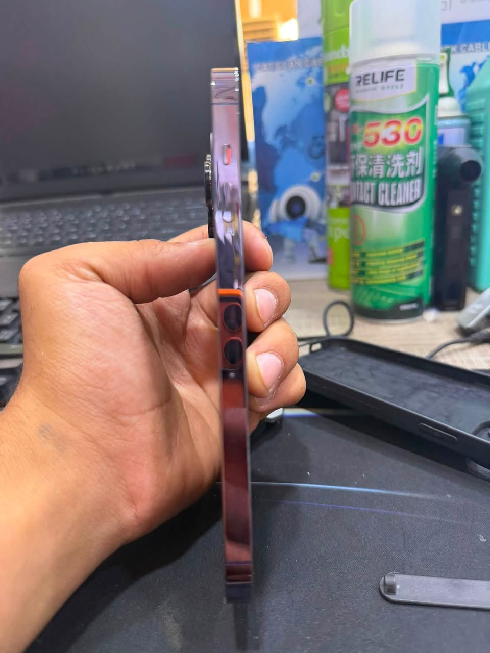 iPhone 14 Pro Max للبيع 🔥

الجهاز نضيف كلش ومكفول من فوك لجوه، ممبدل أي قطعة وممفتوح أبد.

* البطارية: 86%
* اللون: بنفسجي
* الشاصي: نضيف كلش
* الشاشة والكاميرات: بحالة ممتازة
* الجلخ: مابي أبد
* الجهاز استخدام شخصي ومرغوب

تجي وتفحص الجهاز من كل النواحي، وإذا لكيت بيه أي عيب إلك حق.

📍 العنوان: النجف

📞 للاستفسار والتواصل: ***********
