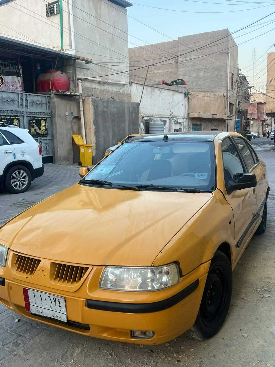 سلام عليكم سياره سمند 2011 للبيع سياره ابيعهة كايمه لئن حمت عندي مرتين او تركتهة السياره جانت حلو خير من يم الله تبريد شغال بس بي ليك حدداديه زينه كير قبل لا توكف بشهر بدلته شادله راديتر جديده او دينمو او سلف كلهن جدد السياره راعيهة ب العماره يريد تحويل ابيع سياره كوم حديد مكان السياره البصره ما اتواجد عل فيس فقط واتساب او اتصال ***********
