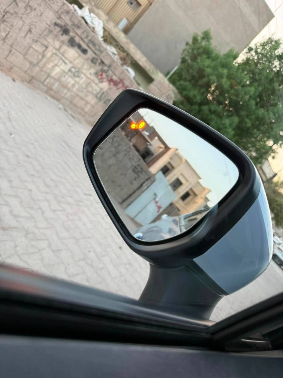 نيسان فيرسا • ٢٠٢٤ • وارد امريكي