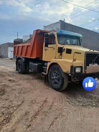 فالفو ١٩٨١ • بغداد • محرك وكير مكفول