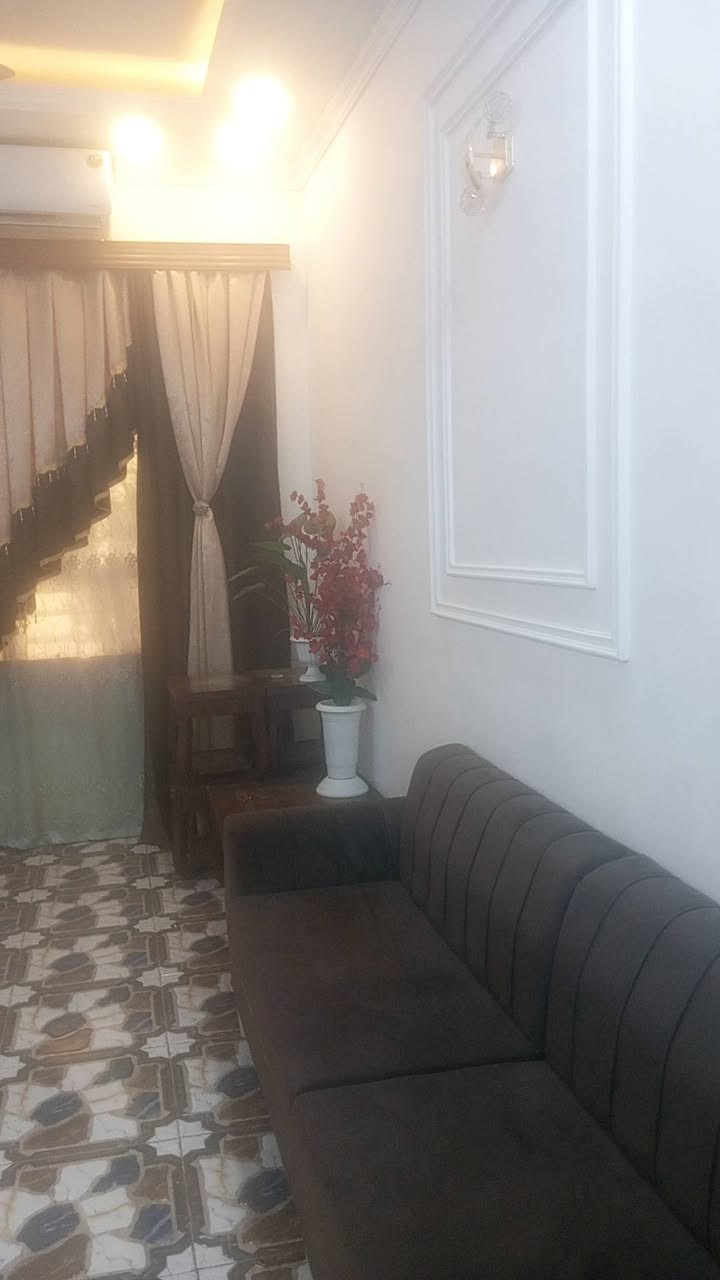 دار للبيع طابو
مساحه 200
بناء حديث طابقين شارع الامام علي 
***********
