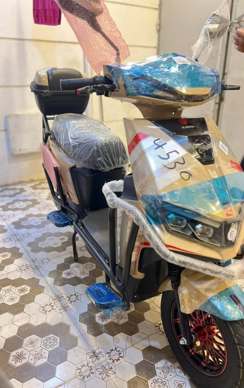 موطور ٣٥٠٠W • بطاريات ٦ • سرعة ٩٩
