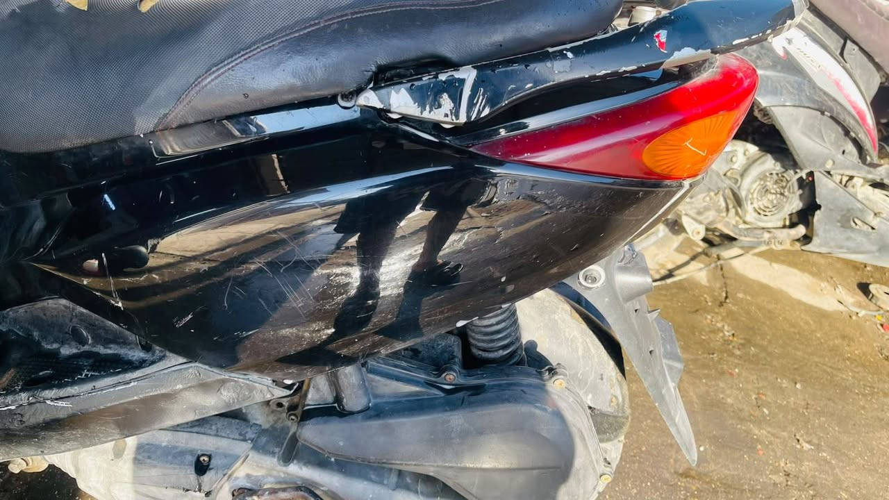 سلام عليكم عندي بريز كامله عل اخر حبايه نكره سلف بكل وكت كهربايات كلهن يشتغلن محفته مره وحده عل ايدي مكينه ناعمه وتخبل كفرات كلش حلوه ونضيفه بس ما مبينه بلصور  رايدها ب500وبيها مجال بسيط مكاني الحريه ***********
