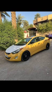 للبيع الانترا 12 فول عدا البصمه حادثه جاملغ خلفي ودوسه و4 صابع بل بنيد...