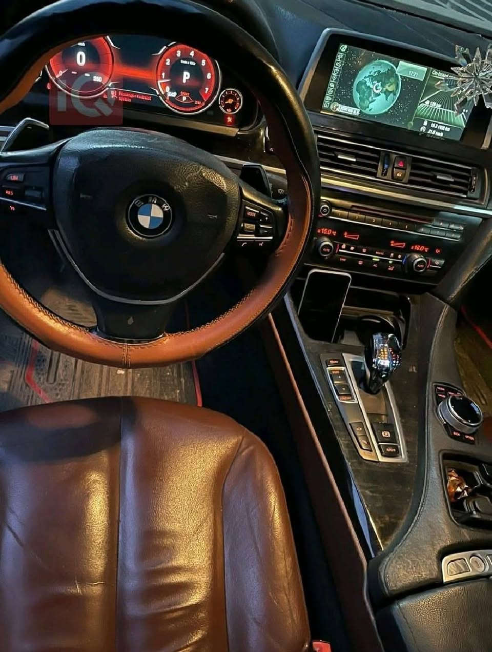 السلام عليكم
BMW 640 
سته سلندر محرك N55  المرغوب
وارد خليجي موديل 2015
فول مواصفات بانوراما ابواب شفط بردات كهرباء تبريد ثلج كير محرك خير من الله تايرات جدد حادث في اربيل جاملغ عكس السائق مصبوغه حزام . 
للبيع او المراوس حسب القناعه 
السعر 170 ورقه. 
للاستفسار ***********

نص مكتوب في الصور:
- iQ
- IQ CARS
- 10