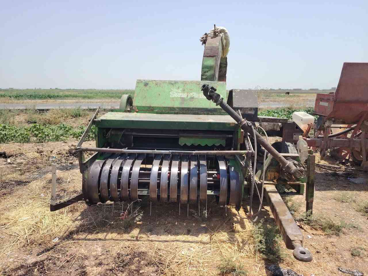 معه تنكتر بلاروسي جاهز شغال وعرباين 2 جاهزات   ربع ماتصرف عليهن شغالات
التبانه عقرب إيطالي للبيع شغاله جاهزه شلف جددسعر 15 وبي مجال
المكان كركوك الحويجه
الشراي يتصل ***********
