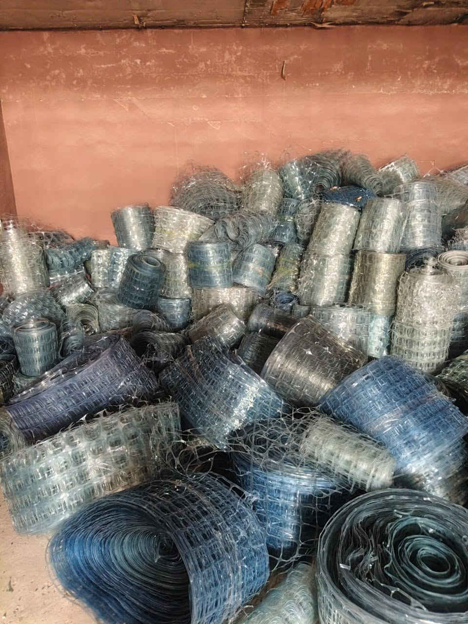 فضله للبيع 13طن سعر خاص هاتف ***********
