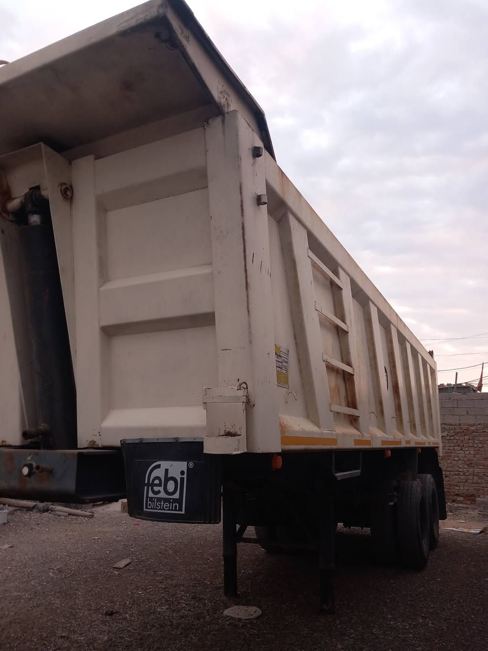 علم موديل ٢٠ كفاله عام نقص زوجين تاير جك ابلادي لسعر 180 بيهه مجال حك لجيه *********** موجوده في معرض لتاجي
