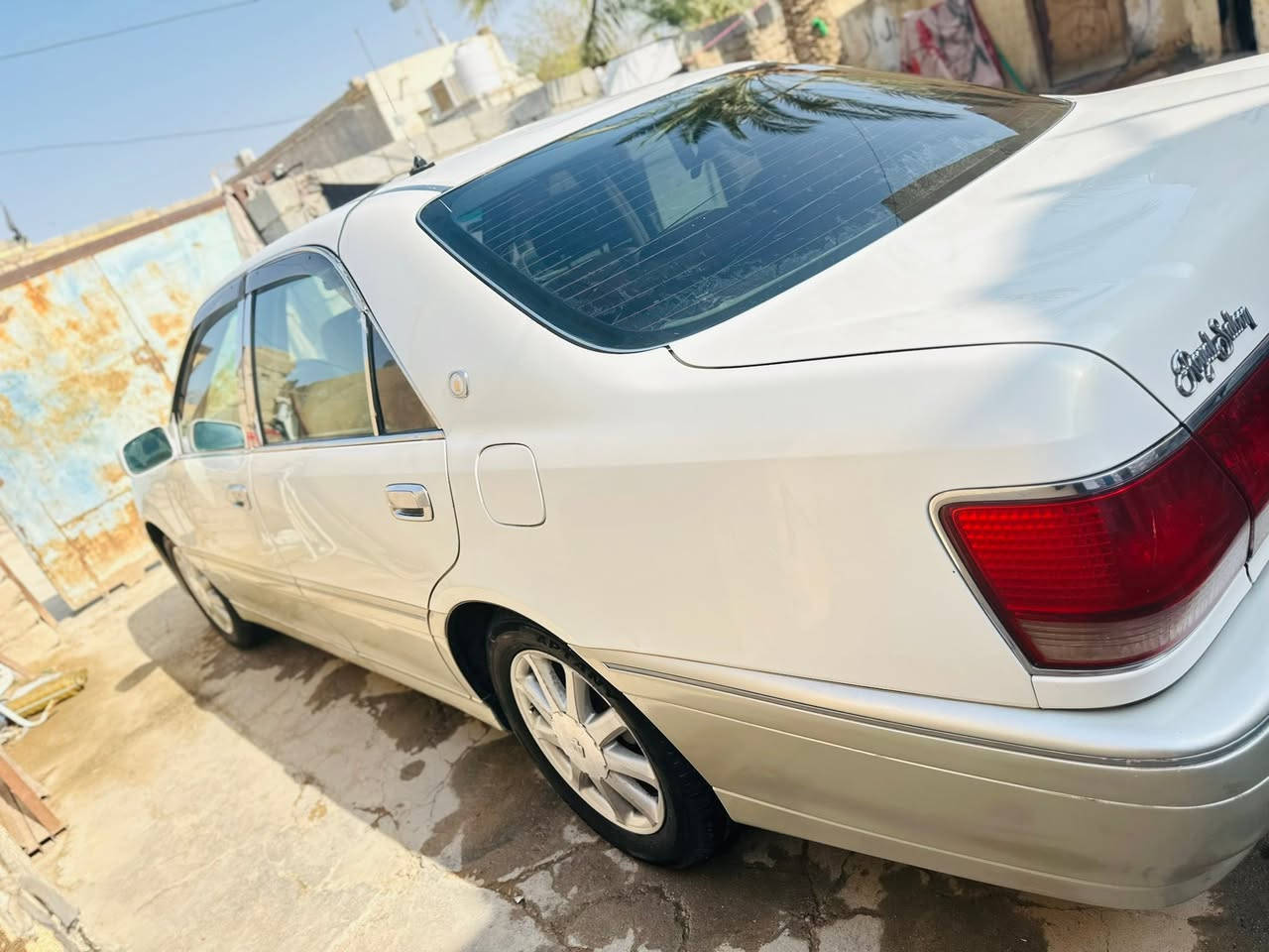 سياره كراون ملكه للبيع موديل 2002 سياره مكينه ديفور الصغير دكمتين سياره جاهزه وجديده مكاني ناصريه للبيع اتصال فقط ***********السعر 135 وبيهه مجال للشراي يتدلل رقم بصره
