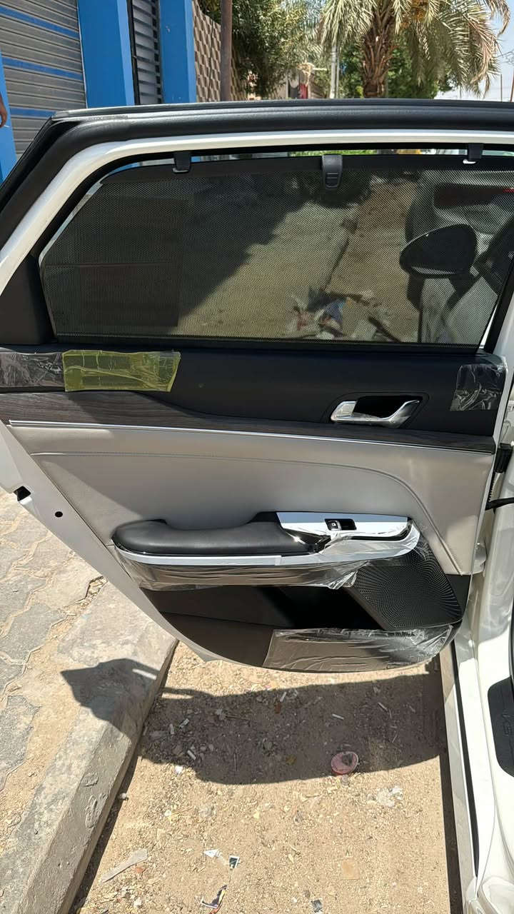 للبيع kia k5 2023 خليجي فول الفول مواصفات 

ماشيه km 5000
محرك 2000  
كشنات جلد تدفئة تبريد 
كاميرة خلفية 
حساسات امامي خلفي
شاشة + Apple CarPlay
بانوراما
قطعتين تبريد
تشغيل عن بعد
بصمة تشغيل عدد 2
مري شفط
اشاير بالمري

السعر 203$  وبيها مجال

المكان : بغداد - الوزيرية

للاستفسار ‭***********‬
