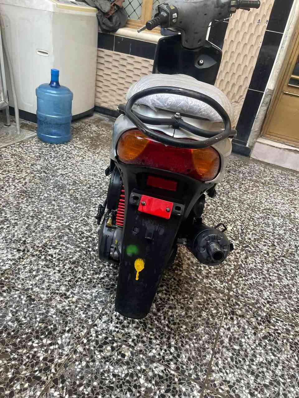للبيع دراجه ماكس قجمه 120 دراجه نضيفه مكينتها بلاديه كفرات بلادي كهربائيها شغاله نقصها بس سلف سعر 400 وبيها مجال *********** غير متوجد عله الفيس رقم بي وتساب
