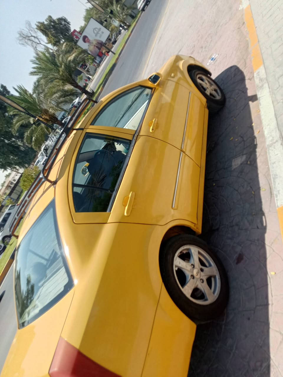 سلام عليكم من رحصة ادمن شيري للبيع بسمي السعر 33بيه مجال كير وكينه كورلاه نحله1800 وتفاصل تجي اتشوف وهذا رقمي *********** والرزق على الله
