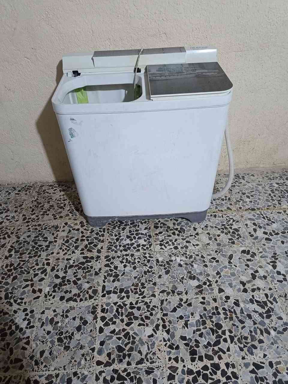 خساله نضيفه البيع سعر 75 مكان بغداد مدينة الصدر ***********
