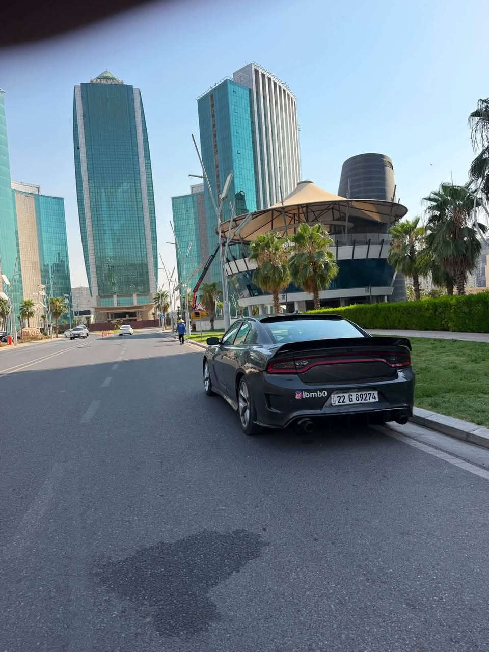 سلام عليكم 
جارجر موديل 2022   R/T  5700  سياره رقم اربيل تحول او وكاله السياره  كير و مكينه كفاله ماكو بهيج نظافه وموديل بهذا السعر السياره جديده ماشيه62 الف ميل   السياره مصروف عليه من الداخل والخارج / عليها
تزويد يم مصطفى ايكل وبرمجه كامل السياره قويه كلش وما بيه اي نقص جاهزه مواصفات فول عدا الفتحه /بصمه /تشغيل عن بعد
-شاشه كبيره /كاربلي/ حساسات خلفيه /شفتات استيرن / كشنات
حضن كهرباء / قطعتين تبريد/ تحكمات قياده سبورت من شاشه  سقف روز رايز كنتاره وبعد هواي مواصفات معروفه السياره حادث جاملغ وبنيد بسيط موضح بالصور بالعراق انطخت عندي هلال جاملغ الخلفي باقي السياره كفاله وجديده مكان السياره بغداد للأستفسار ‭***********‬  / 
***********خاص مغلق 
سعر 190 وبيه مجال
