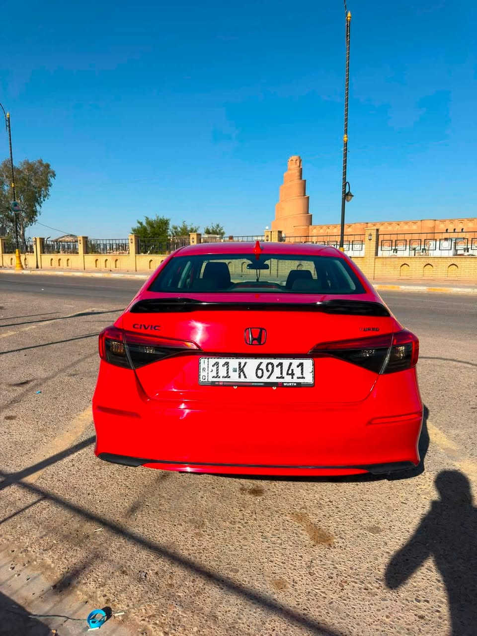 للبيع فقط 
هوندا سيفيك EX 2023 تيربو
• وارد كندا
(Turbo 1.5) الأصلية EX فئة •
• محرك 180 حصان
• قير CVT أوتوماتيك
• ممشى 46 ألف كم
• لون أحمر
• داخلية أسود قماش
• تدفئه مقاعد
• فتحة سقف كهربائية
• بصمة وتشغيل بدون مفتاح
• تشغيل عن بعد
Android Auto و Apple Carplay + شاشة •
• كاميرا خلفية
• رادار ومثبت سرعة ذكي
• نظام المحافظة على المسار
• قيادة شبه ذاتيه
• فرملة طوارئ أوتوماتيكية
LED إضاءة •
• جنوط 17 إنج
• قياس الإطارات 215/50R17
السيارة استعمال شخصي 
. الايرباك مرجع سيستم، 
• رقم بغداد
• السياره بسمي تحويل مباشر 
موقع السيارة / سامراء
السعر (125ورقة) قفلها

استفسار  اكثر (***********) محمد
