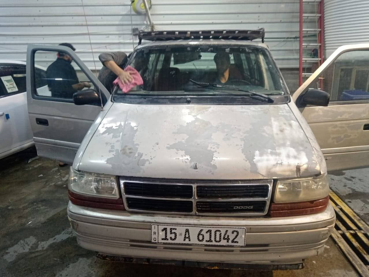 السلام عليكم سيارة دوج كرفان موديل 92  محرك 3300  محرك وكير شرط الفحص حدادية 70 بالمية تخم تايرات جديد  رقم انكليزي تحويل ثاني يووم والسنوية  لغاية 29  غرامات ماكوو السيارة خيير من الله  السعر 20 ورقة  مكاني كربلاء   حي العباس للتواصل واتساب  وخط شغال ***********
ملاحضة غير متواجد ع الفيس بوك
