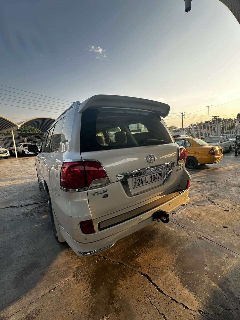 لاندكروز 13  VXR s مكينه 5700 فول خزن ميموري عداد لكزز ماشيه 170 الف مكفوله كفاله عامه سنويه جديده كتاب تظليل سياره دينار ماتصرف عليه مكان السياره بابل مشروع المسيب #السعر 360 وبي مجال *********** 
سيد علي المعموري
