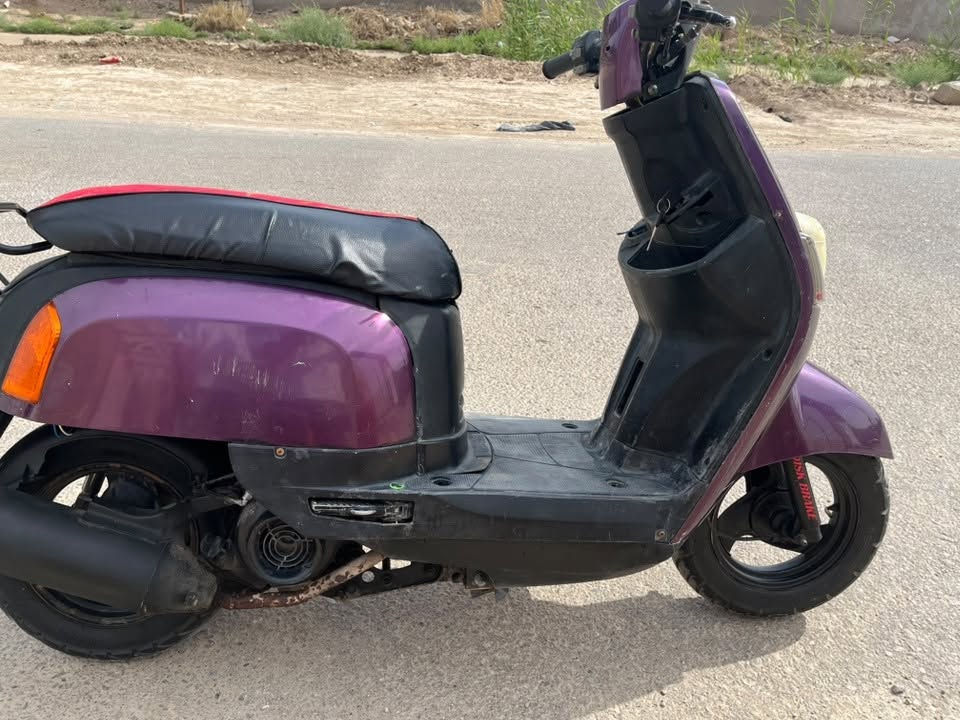 ماكس بوليس للبيع مكينه مامفتوحه نوزل مستعجل على بيعتها محتاج واريد ابيعها سعر 200 هاذا رقم ***********
