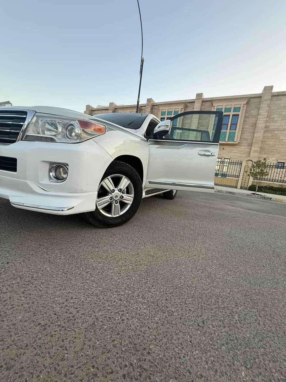13 بيهه جاملغ امامي مبدل وكاله سياره كلش حلوه كير مكينه كفاله باقي كل  مكفول ماشي 300 باسمي 
***********

ب330
