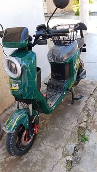 R9 ٢٠٢٦ • بطاريات ٣٢ • زيتوني