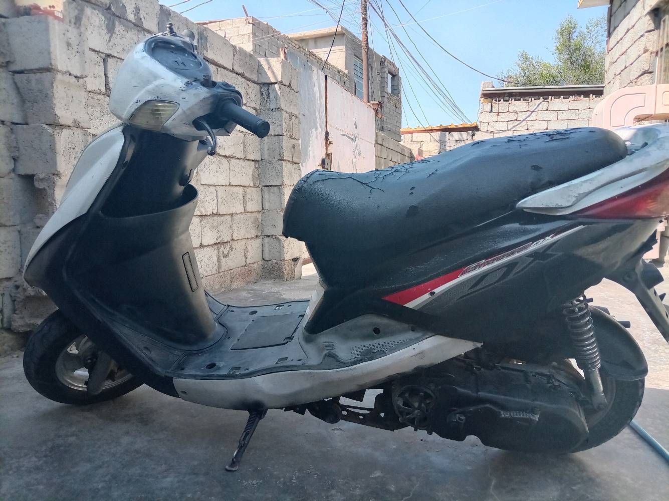 دراجه محرك جديد سعر 350 بغداد التاجي