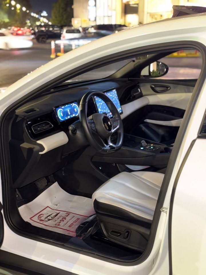 السلام عليكم..
byd Seal 06 2024 للبيع
السيارة فول مواصفات

بطارية 120Km

منفذين شحن

4 كامرات محيطية

انارة بالمري

حساسات امامية خلفية

بانوراما

كشنات كهرباء+رياضي

ويل كروم الجبير

شاشة كبيرة قلابة وباقي هواي مواصفات

السيارة ماشية 29 الف زيرو عل ايدي

اللي تعجبه السيارة مااقصر ويا هذا رقمي وكل الهلا

***********
