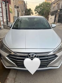 النترا ٢٠١٩ • محرك ٢٠٠٠ • اوتوماتيك
