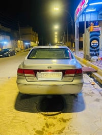 ازيرا • ٢٠٠٩ • بني