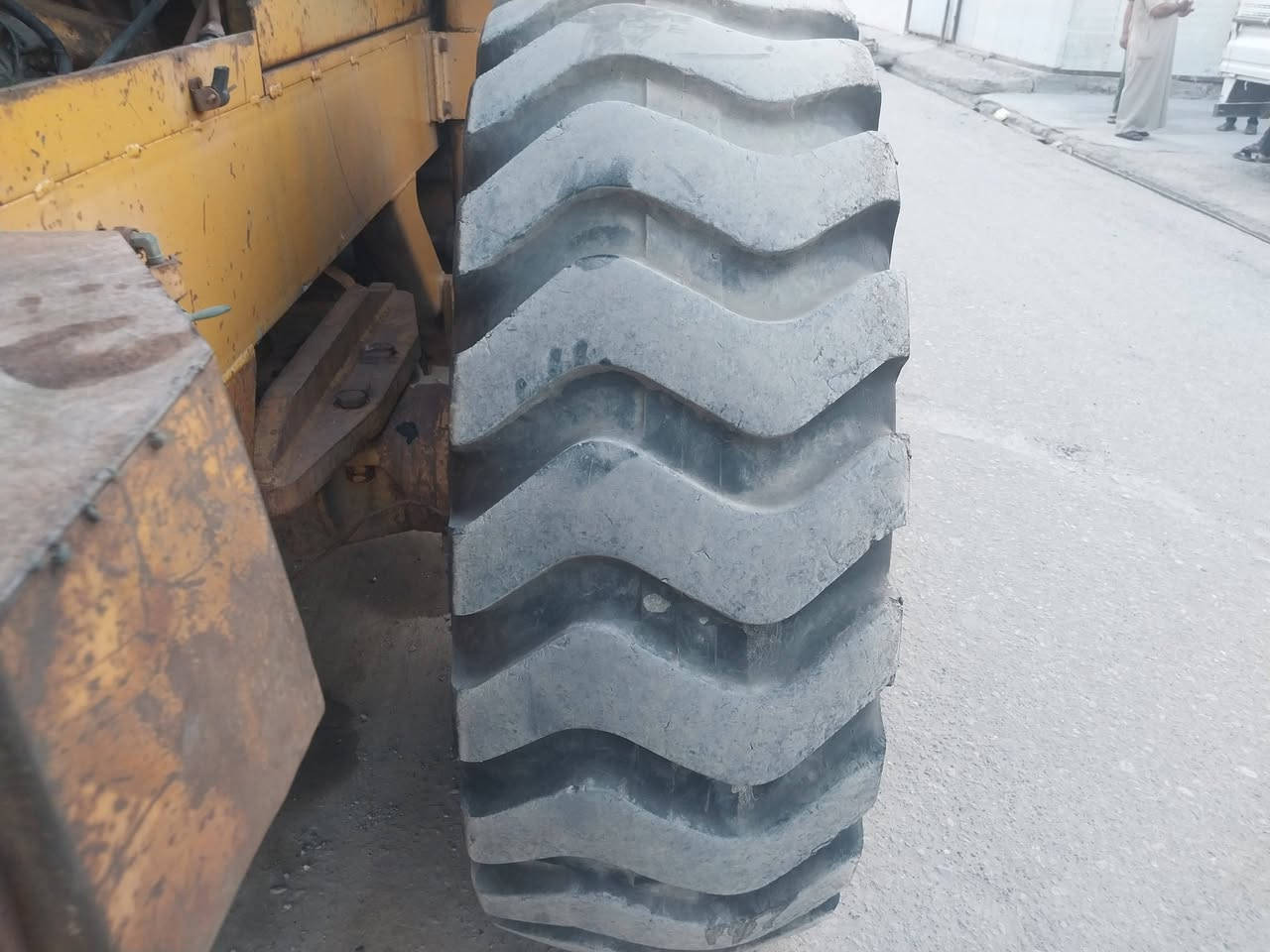تايرات ٨٠ مراوس ٧٠ العنوان بغداد المعامل *********** ***********
