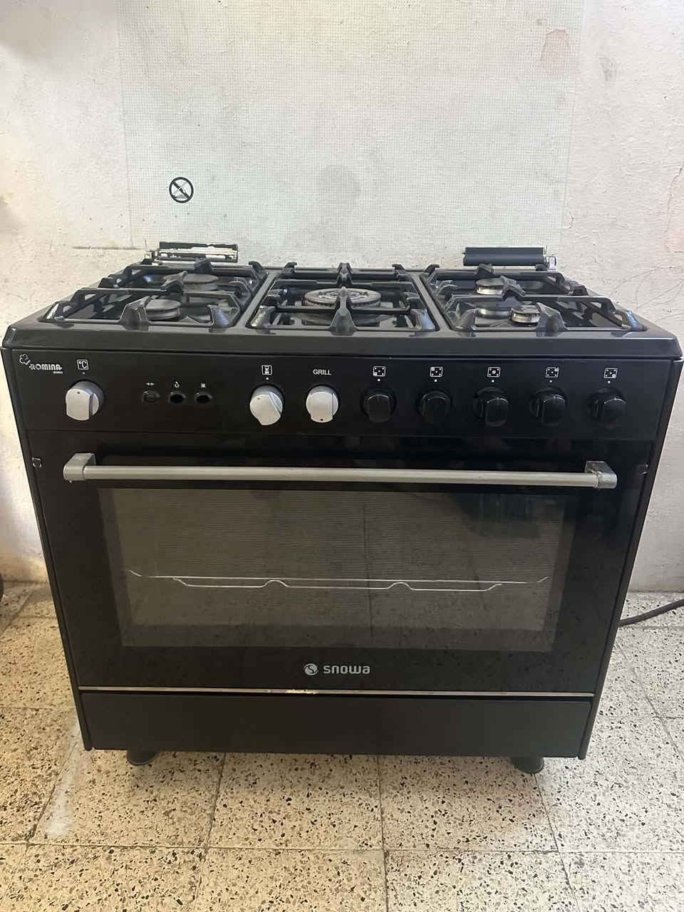 معرض الآخوين بيدرت حيدر و عمر عرض خاص طباخ مصري مستعمل حيل نضيف شرط الشغل 5 عيون أزرك فرن فوك جوا شغال نضام خطين بي ضمان 3 أشهر يوجد توصيل مجاني داخل الموصل السعر 185الف وبي مجال قليل التواصل عل الرقم (***********) (***********) خوان عرض رخيص وبلاش تسارعو بل حجز و اتصال عل الرقم لحكو بل حجز و اتصال عل الرقم لحكو عل عرض
