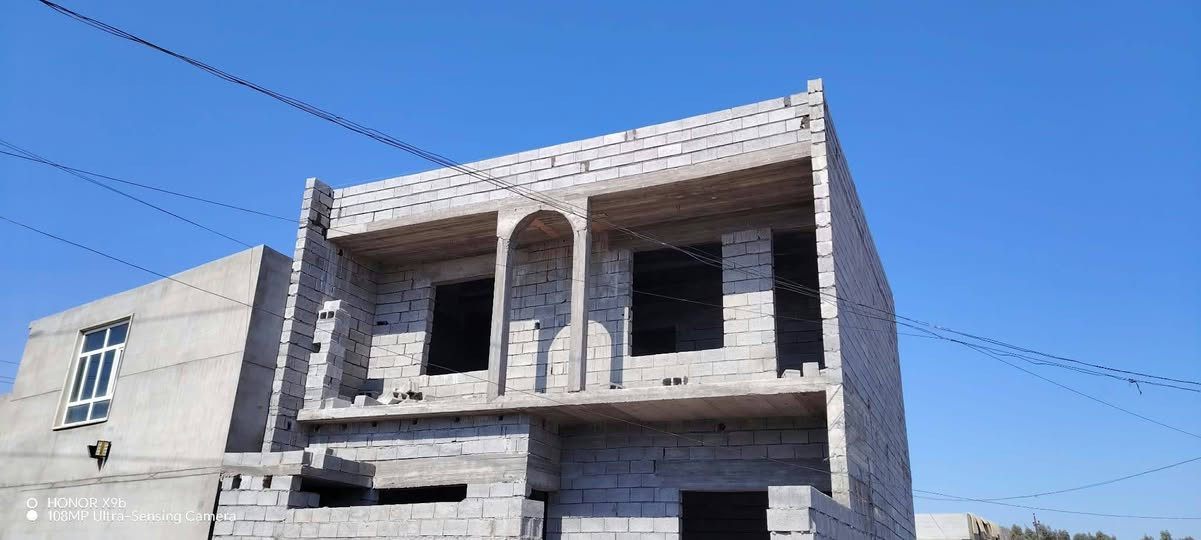 هيكل ملكي • ١٣٠م • بل خلف الخضر