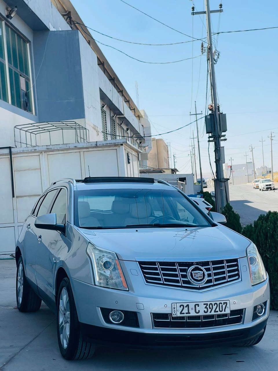 كاديلاك SRX • ٢٠١٣ • ٩٨ الف كم