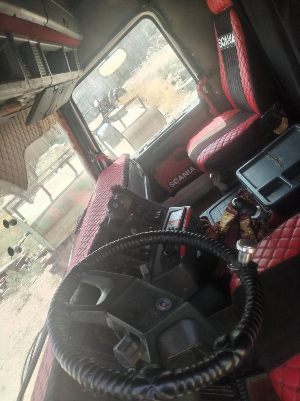 سكنايه للبيع محرك 113 موتيل 95كير محرك شرط لا نفخ ولاصرف بام كهربائي مجموعه سكنايه خفيف بوتي نضيف بيه حصه كاز سنويه انته 28 طخم تاير شاصي بي فطر سعر 190 بي مجال قليل رقم ***********
