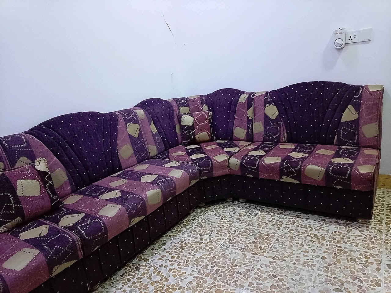 طقم كنب • ٧ امتار