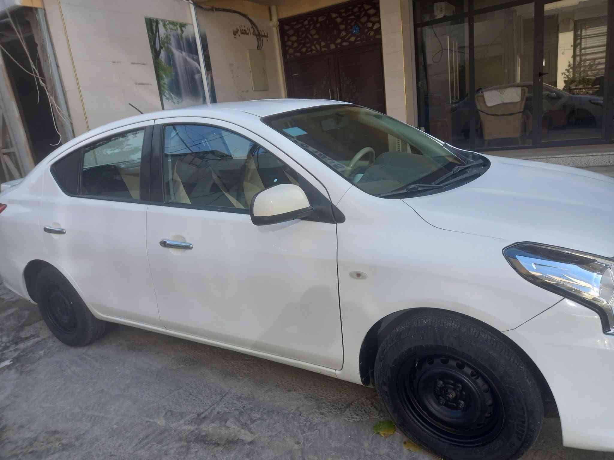 السلام عليكم
للبيع نيسان سني موديل ٢٠٢٠ هندي معروفه مواصفاتها السياره بدون صبغ بيها فقط بارد تقريبا مكانين على كد تقريبا ٣ اصابع مكينه وكير مكفوله تبريد ثلج بعد معروف تبريد السني ماشيه تقريبا ١٠٥ الف كيلو السعر ٩٥ ورقه السياره موجوده بالكراده للاستفسار على الارقام *********** او *********** رقم الاسيا موجود واتساب
