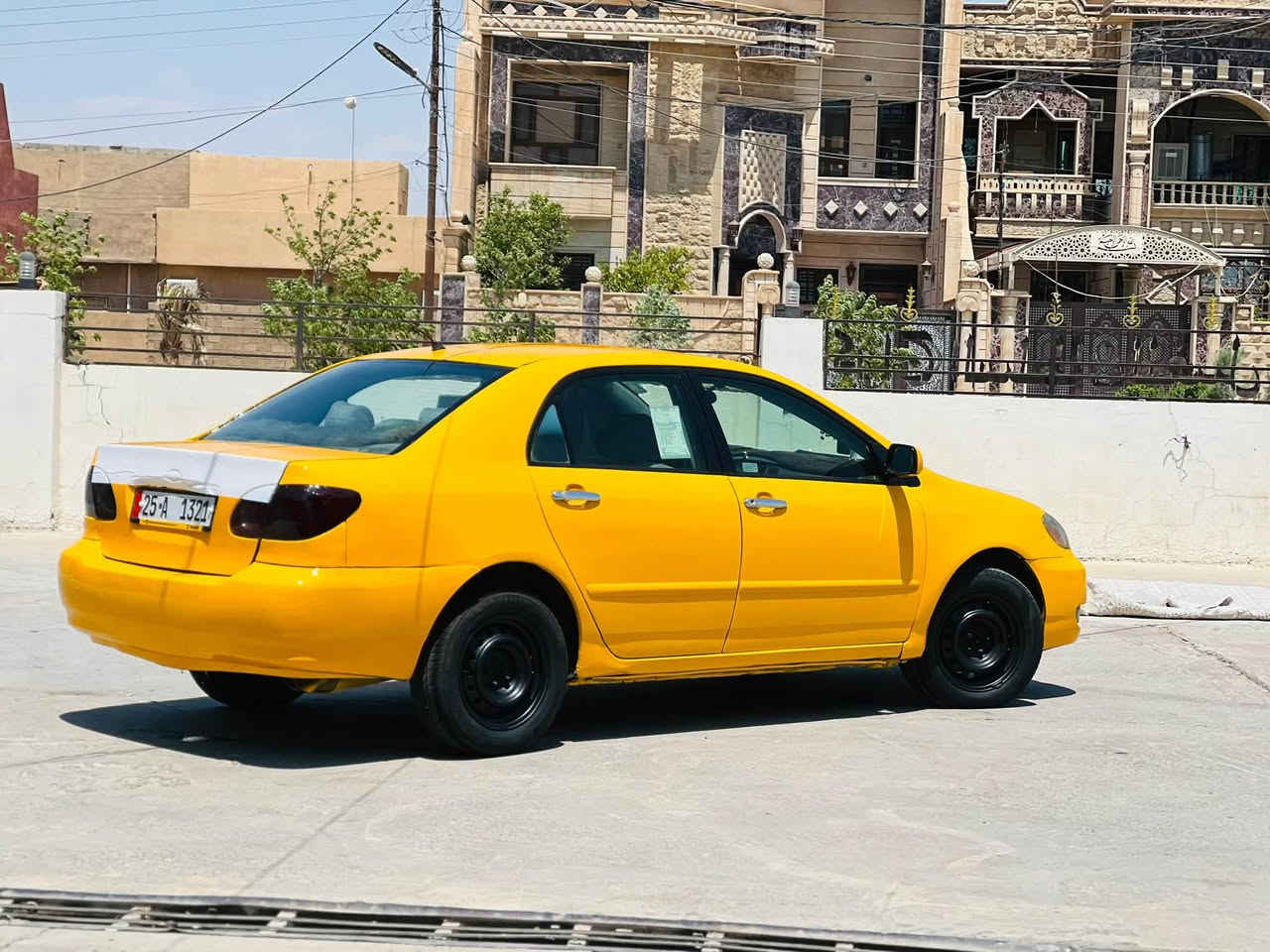 كورلا نحلة موديل ٢٠٠٧ سنوية جديد هيئة مصفر كير محرك تبريد صدر خير من الله سيارة جاهزة السعر 78$ وبيها مجال الشراي يتصل ***********
