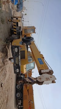كرين ٢٠ طن للبيع جاهز للعمل للاستفسار ٠٧٨٠١٣٩٢٦٨٠