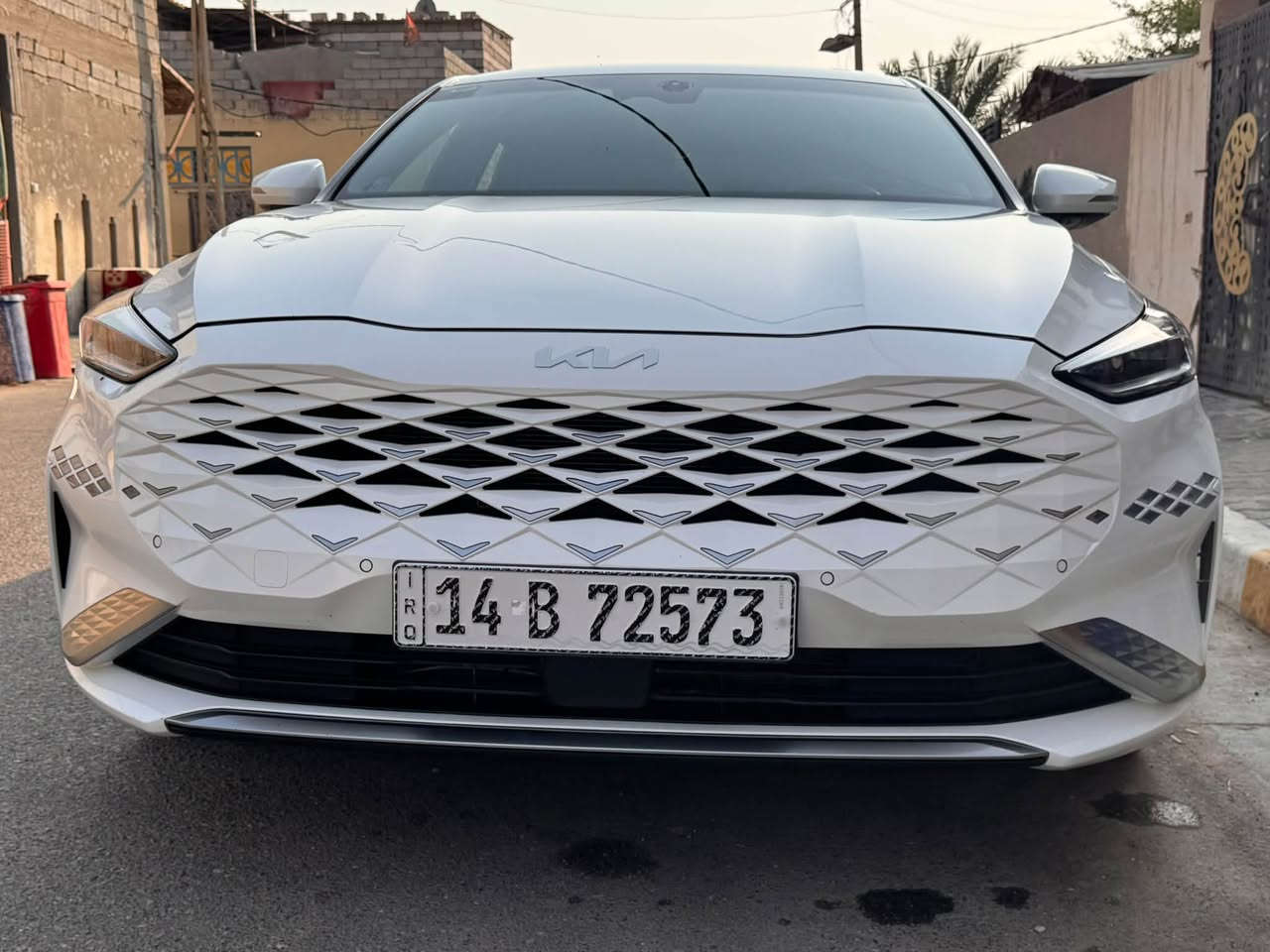 سياره k8 للبيع او مراوس فول مواصفات ماعدى التنته وارد كوري السعر 190 وبيها مجال للشراي مكان السياره بصره فاو  السيارة بأسمي مداور ثاني يوم
***********
