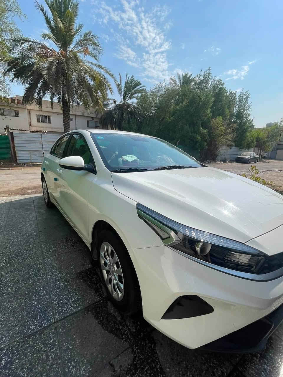 سيراتو 2024 رقم بغداد محرك 2000 ماشيه 40 الف السياره خاليه من اي حالا داخل بيجي سعرها 171وبيها مجال مكان بغداد يرموك ***********
