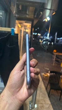 11 عادي مبدل شاشه بطاريته 73 نضيف الجهاز كلشي شغال بي حتى فيس ايدي  07...
