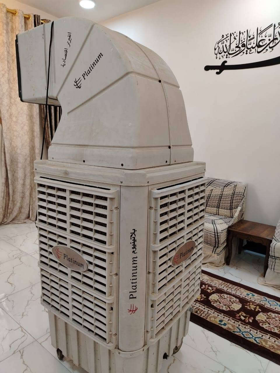 مكلف بلنشر مبردة حجم كبير مستخدمة شهر للبيع مبدل بيها فقط ريشة سعرها  250 اوبيها مجال الاستفسار الاتصال *********** او الخاص

