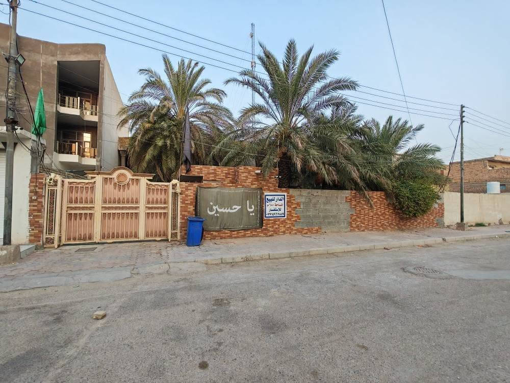 بيت للبيع  يحتوي على 3 دور سكنيه وحديقة كبيره العنوان القطاع شارع المدارس للاستفسار الأ تصال على *********** عمارة, ميسان
