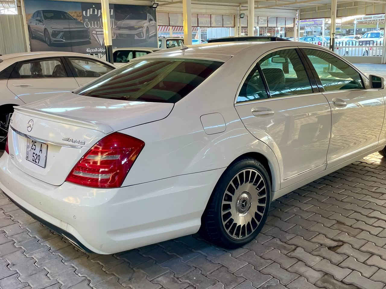 السلام عليكم ورحمة الله وبركاته
مرسيدس S 350 موديل 2007

رقم كركوك مميز إنكليزي مشروع وطني مداور بأي محافظه السياره بإسمي مواصفات المرسيدس معروفه السياره جاهزه وكلش جديده بيه صبغه بالدور الخلفي 

✅ البيع نقداً وبالتقسيط وبمقدمه جيده لسكنة النجف

العنوان 📍: النجف الأشرف - المعارض الجديده

للإستفسار 📞 : ***********
