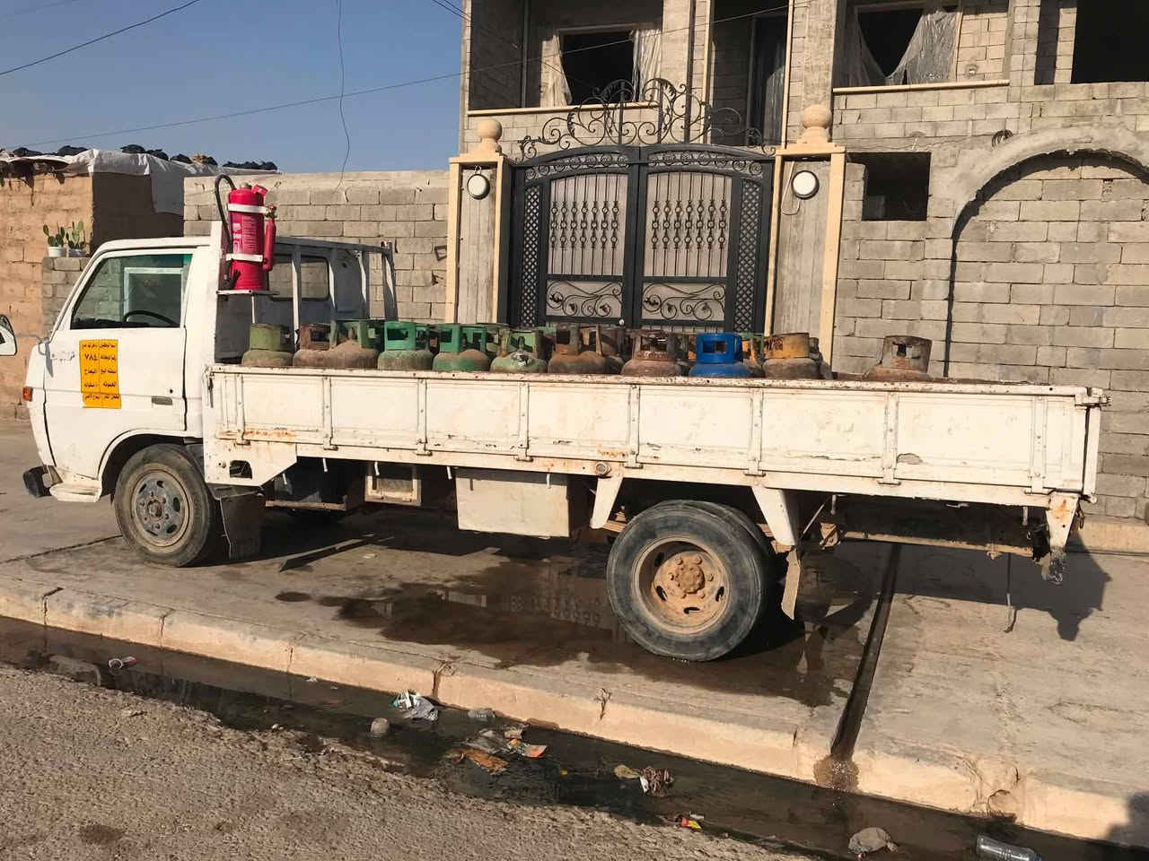 دانيه موديل ١٩٨٠ رقم نينوه نكليزي وبسمي شرط التحويل ثاني يوم السعر ٢٠ ورقة *********** ***********
