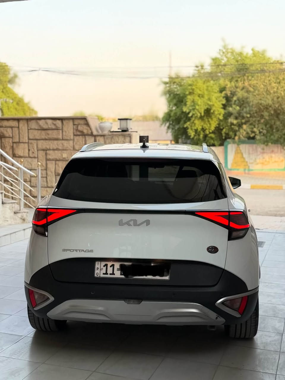 السلام عليكم 🌹
🚘 كيا سبورتج 2025 للبيع

🔹 بصمة تشغيل + بصمة أبواب
🔹 تشغيل عن بُعد
🔹 إشارات بالمراية
🔹 حساسات أمامية وخلفية
🔹 ويل 19
🔹 مرايا شفط
🔹 شفتات سرعة
🔹 4 أنظمة قيادة
🔹 محرك 2000 DOHC
🔹 الممشى: 53 ألف كم

✅ السيارة مكفولة فقط BDR بالباب
✅ رقم بغداد — تحويل ثاني يوم

📍 الموقع: بغداد / شارع فلسطين

💰 السعر: 208 ورقة
🔸 وبيها مجال بسيط

📞 ***********
