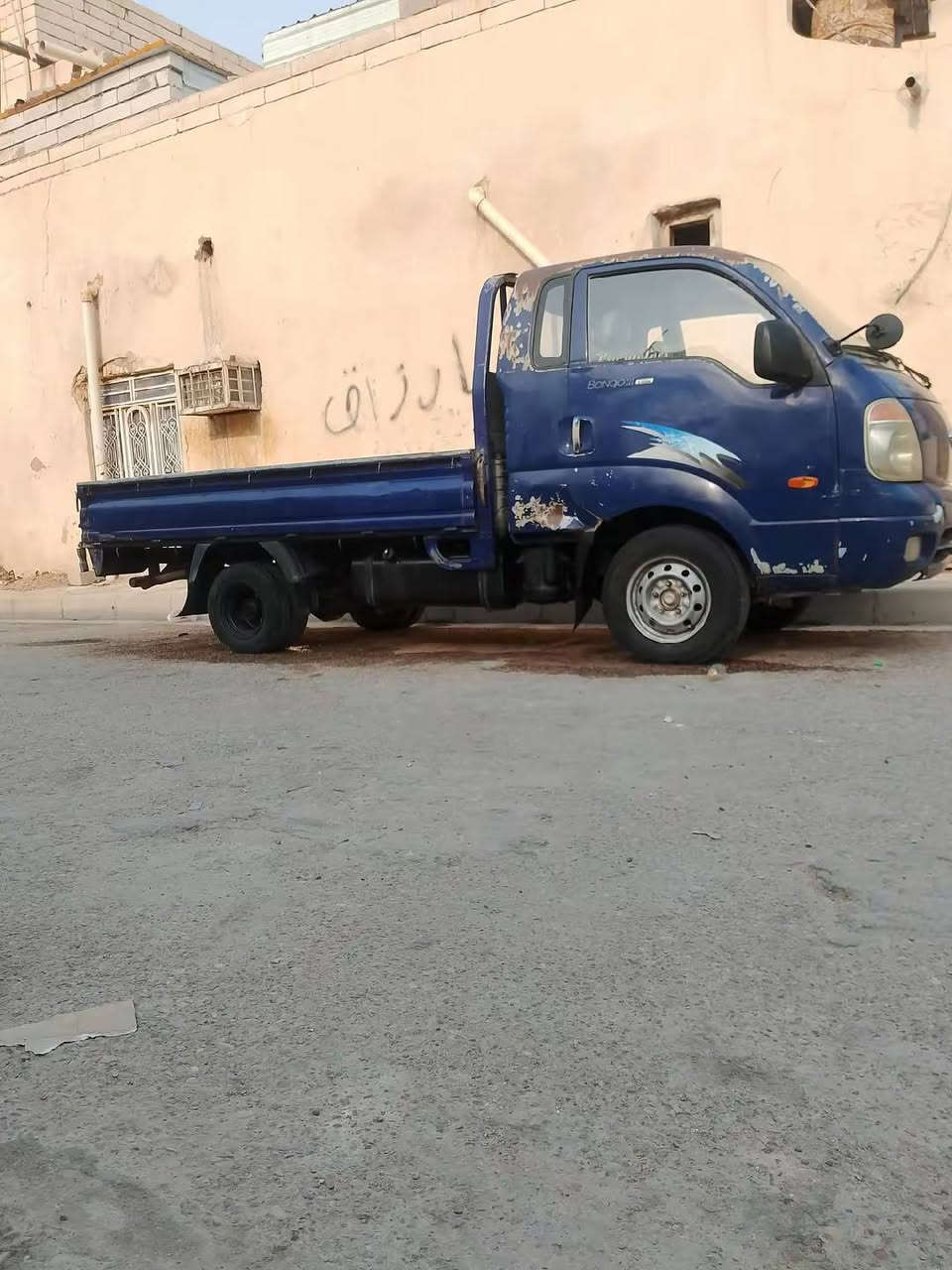 السلام عليكم كيه لبيع مديل 2006مكينه مفتوحه سنويه ساقطه رقم الشاصي مسوح راعيه بل البصره ابيعه كوم حديد ***********رسني واتساب
