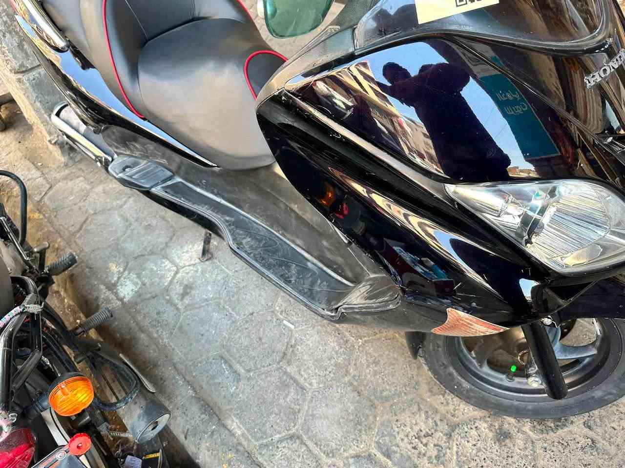 السلام وعليكم فورزا صفر ٩ لون حبري ع اسود كفر بلادي٤ تحويلات ٧ كير جويتر بلادي محرك مكفول كلاجات فول بغداد ***********سعر ١٣٠٠ الف
